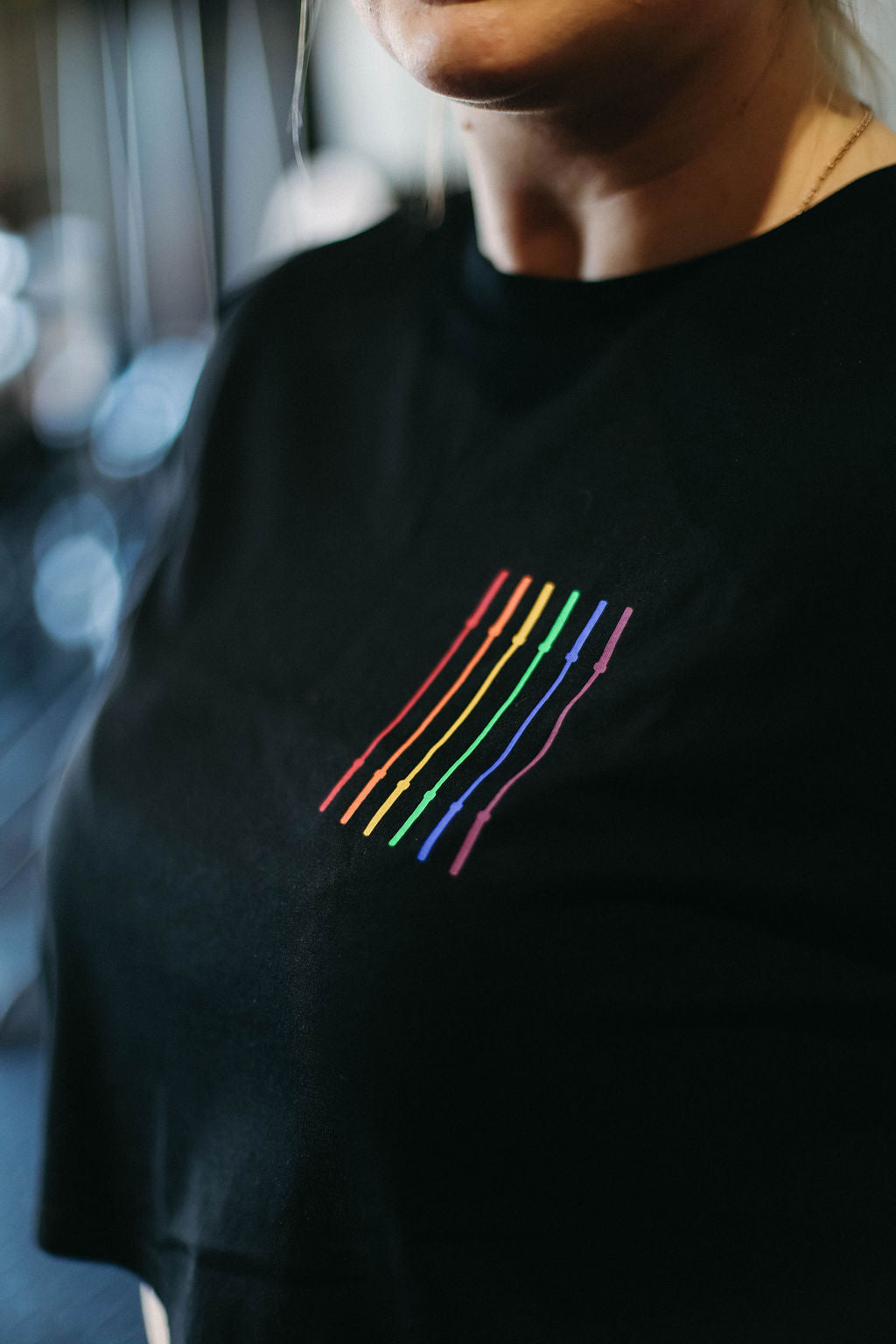 Rainbow Barbell relaxed cropped tee